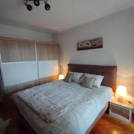 Rania Lägenhet Visoko